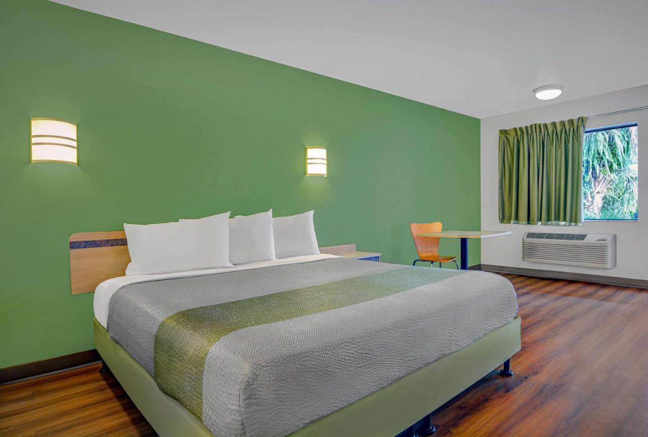 Motel 6-Tallahassee, Fl - Downtown Экстерьер фото
